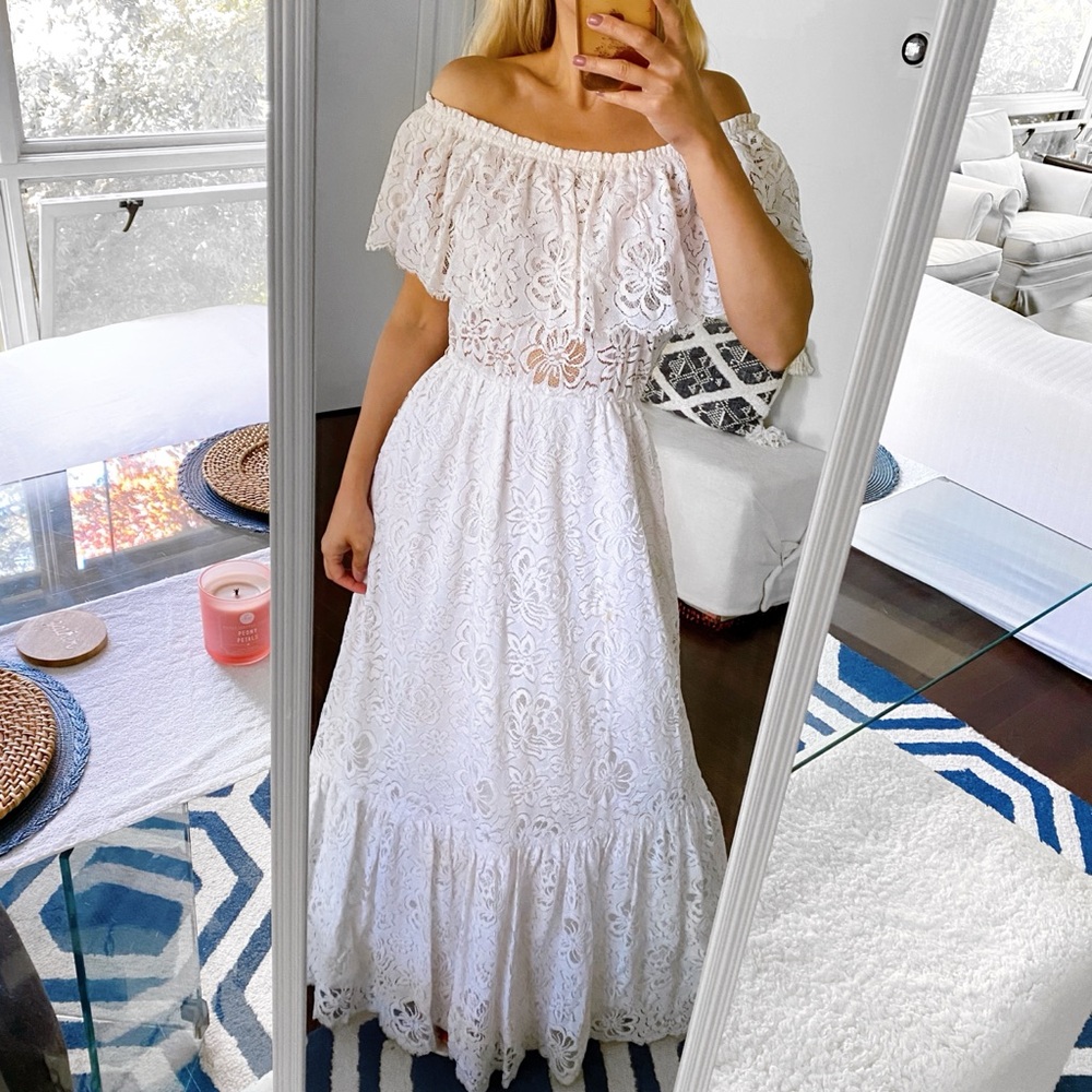 💍 VINTAGE ILGWU UNION MADE TALL LACE OPEN SHOULDER WEDDING GOWN!